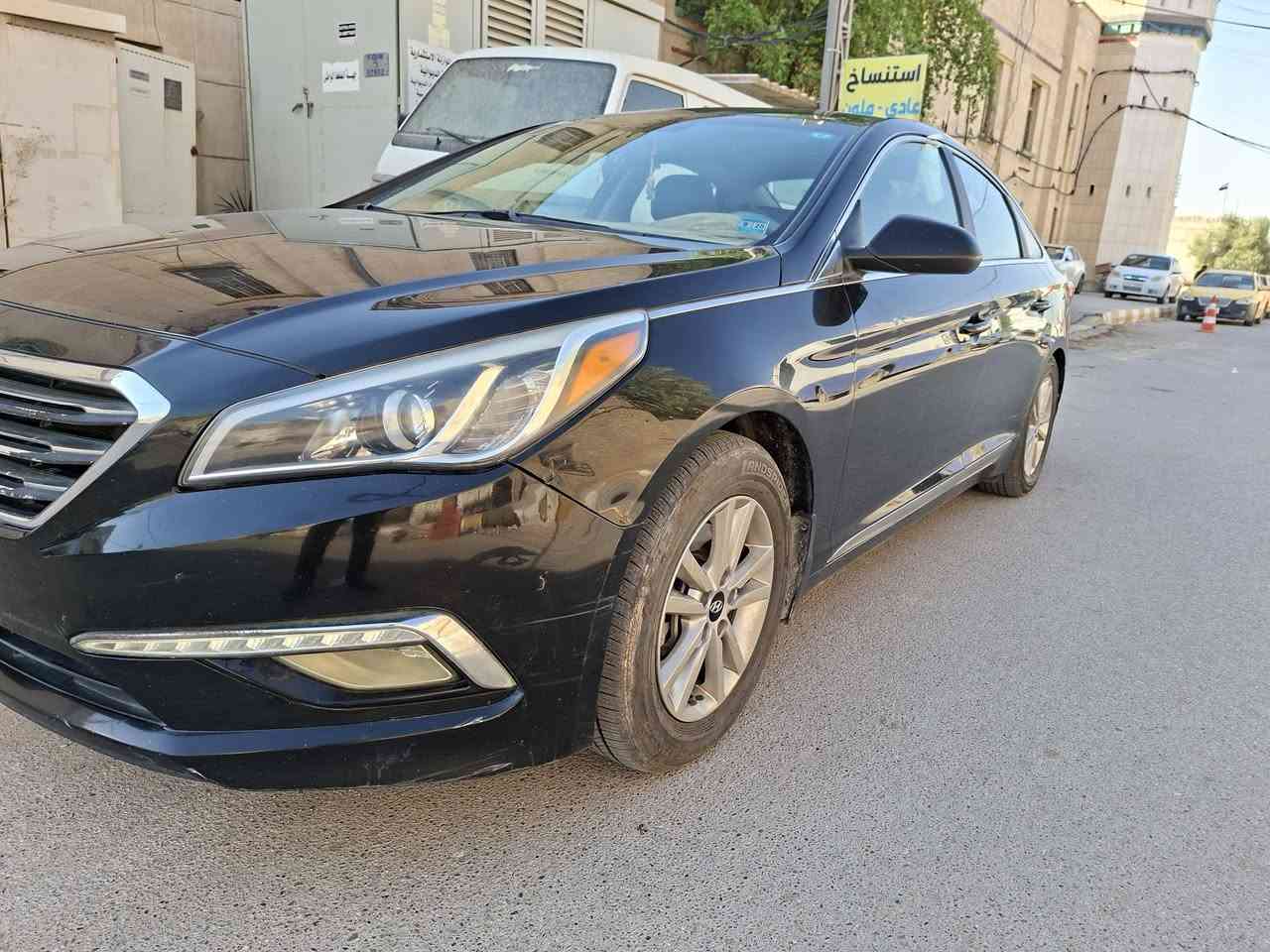 تريد الجديد .....
هذا الجديد
سوناتا ١٦ وارد مكفول من كلشي عدى الدعاميه امبدله 
كلشي على وظع الشركه
محرك كير مكفولات برغي مامفتوح شرط لا ادوانز ولاتنقيص
بانزين محسن دهن اصلي 
السياره استعمال شخصي فقط
تخم تاير جديد باتري جديد بجم كبس لايتات عالي ناصي LED
ثلاث وظعيات قياده
تبريد ثلج بمعنى الكلمه
سياره جاهزه الف ماتصرف عليه
اترايك وين ماتريد اذا مو تراي زيرو نتحشم الك
وبلعافيه على الي ياخذه


**إذا كنت صاحب هذا الإعلان وتريد حذفه لأي سبب، رجاءا أرسل رسالة إلى الدعم الفني**