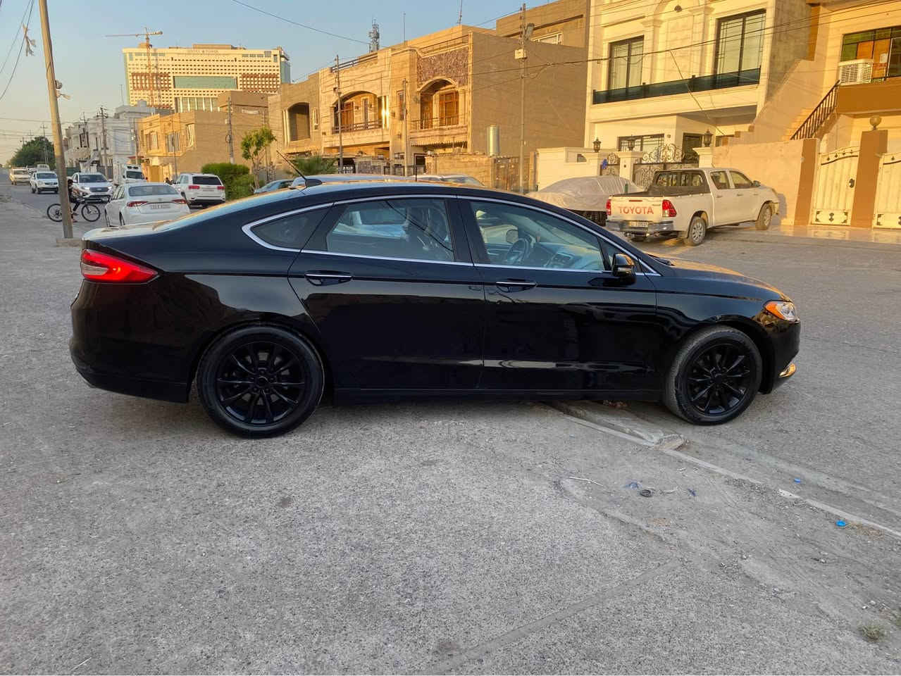 فورد فيوشن موديل ٢٠١٧. كيرومكينه ته بريد  به شه رت  به ناو كردن به شه رت. سه نه وى ره قم نويه هتا 2031  نويه سبوغ ٣ بارج هه يه  زور كم  زور خاوينه سياركا  جركى تيدانيه مكينه 15 توربؤ    به شه رتى هه موو شتى ديفرؤشم. سعرى ٨٨ مجاليكى برايان تيدايه. له هه وليرم. زمارى موبيل *********** أربيل, العراق
