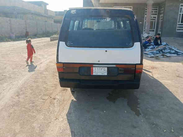 السلام عليكم ورحمة الله وبركاته سياره بسته موديل 95رقم واصط راعيه بل كوت بس ماواصل سعر 25مكاني حله بزل حجي علي محرك كير اكسن مكفول رقمي ***********
