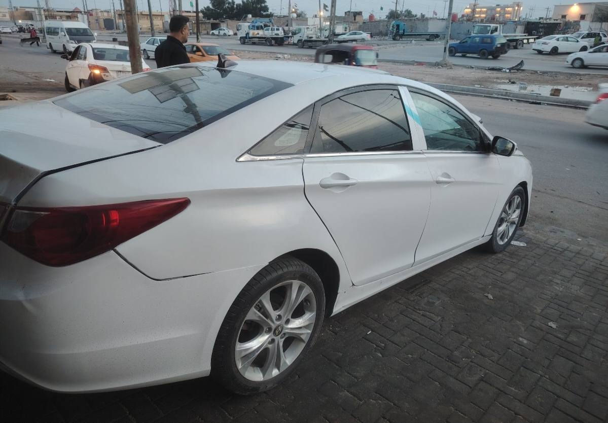 السلام عليكم سوناتا2011 خليجي رقم بصره تحويل محرك 2000دوش محرك كير كفاله حادثه فقط جاملق خلفي  وصبغ عام سعر 70 وبيه مجال مكاني البصره الدير ***********
