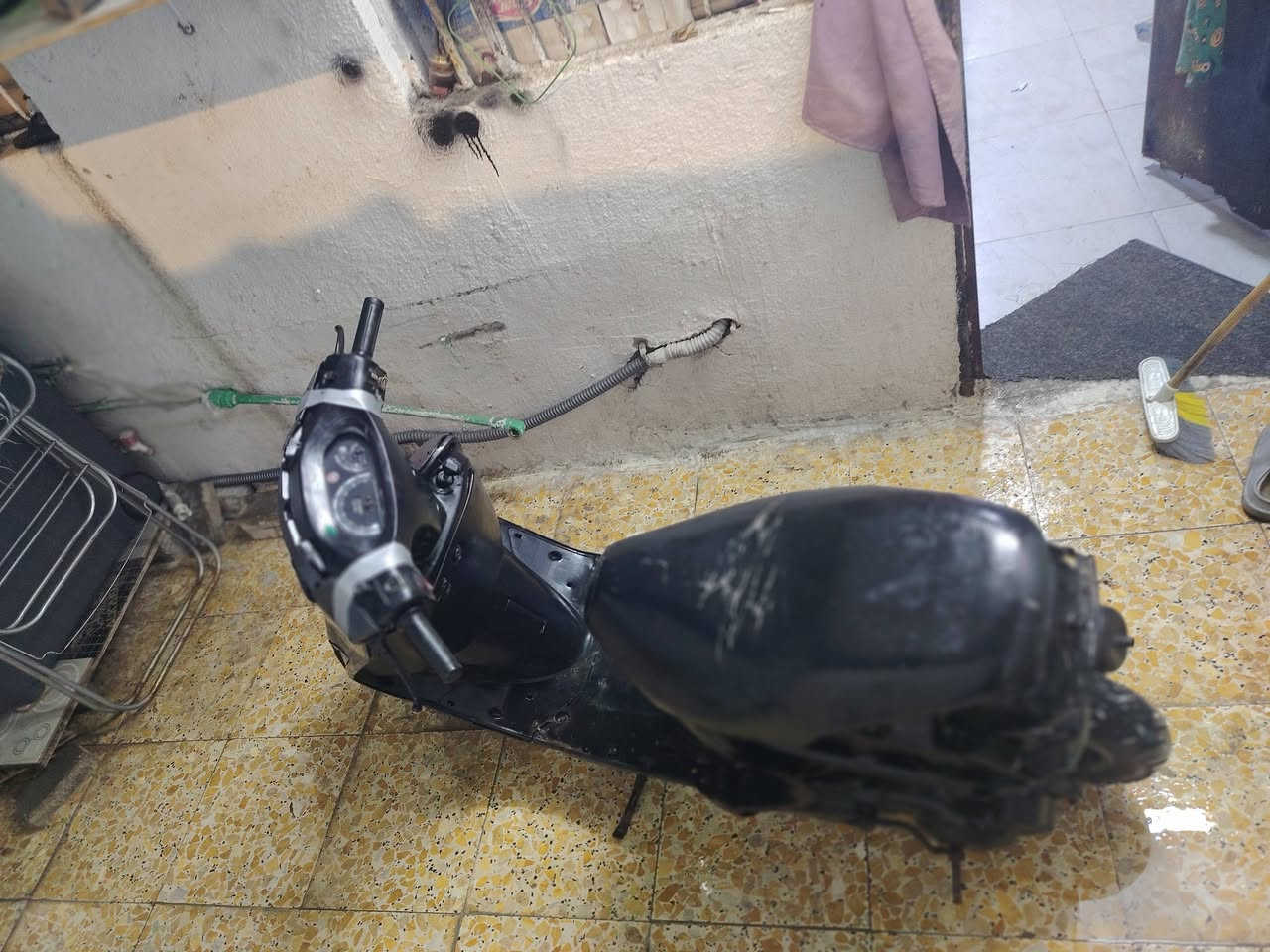 دراجه فراشة حلوه وسريعة مفتوحة مرتين بساتم وولفات الدراجه حلوه ونضيفه تخبل وتكد وياك وقت طويل وعطلاتهه بسيطه وخفيفه وكل شهر شهرين يلا تعطل وعطل خفيف يعني السعر 300 وبي مجال شي قليل للشراي مو شراي ارجوك لاتدخل خاص للتواصل واتساب ***********
