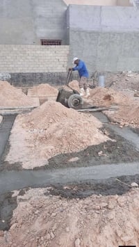 حفر أساس • تسليح وصب • لبخ بتلو