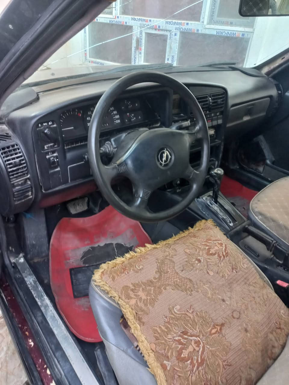 اوبل ستيشن موديل 1992 رقم انبار مشروع وطني تحويل مباشر محرك  2000 كير وتماتيك  سعر  29 وبيه مجال الاتصال***********
