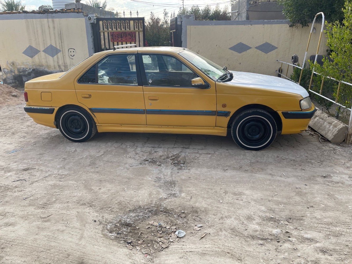 بيجو بارص محور اوتوماتيك كورلا نحله 1800 تبريد شغال حداديه جديده رقم بغداد الماني ماندل راعيها ابيع كوم حديد سعرها 18وبيها مجال للشراي