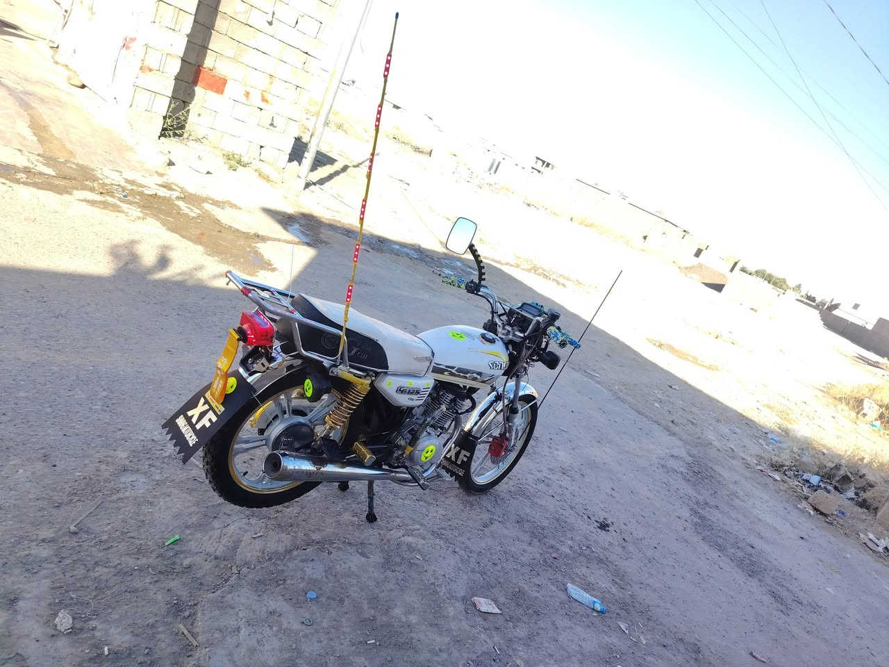 سلام عليكم
للبيع 

سيفان🏍🛵🏍🛵🛵🏍

موديل 2023✅✅✅✅

محرك جبير 🔧⚙️🔧🔧⚙️

مفتوح ✅✅🔧

كهربائيات شغال 🚥🚦🚥🚦

سلف شغال ✅✅✅✅

تخم تاير جديد ⭕🛞🛞✅✅

السعر 450 وبيه مجال 💵💵

مكانه قضاء العلم 

*********** 📲 📲 ***********
