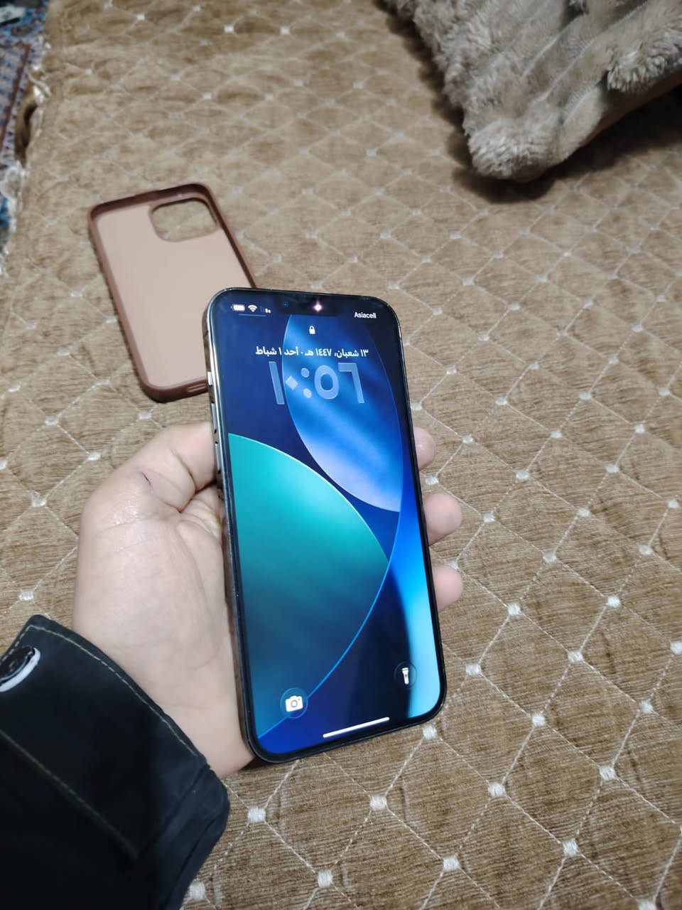 سلام عليكم ايفون ١٣ برو ماكس ذاكره ٢٥٦ بطارية ٨١ جهاز بلادي بس ضهر مفطور سعره ٥٧٥ وبيه مجال مكان بغداد الحريه الرقم *********** بيه واتساب
