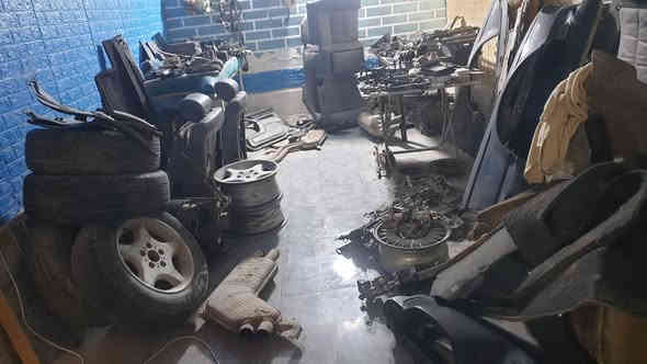 سلام عليكم غراض بي ام 735 /730 مكاني كربلاء الرقم ***********
