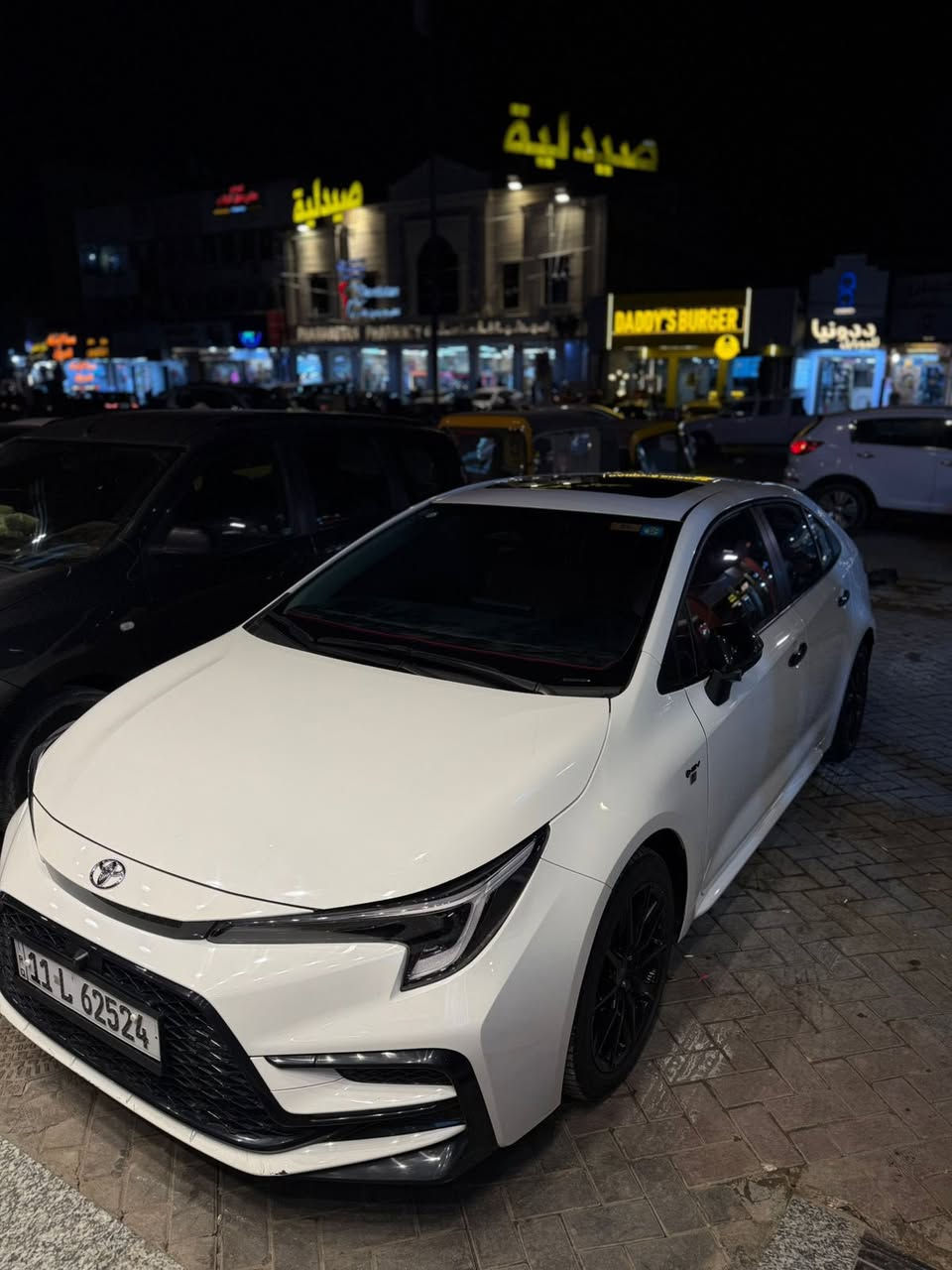 سلام عليكم
كورلا. فول موصفات GR.    موديل 2025

مقاعدجلد احمر و اسود

محرك 1800

مقاعد كهرباء

فتحه سقف

4 كامرات 

رادار امامي

نضام تثبيت سرعه 

السياره فول موصفات 

بعد بيه هواي موصفات 

ماشيه7000 الف 

بيه طخه بل حامغ الخلفي فقط

الطخه موضحه بصوره 

وشادلهه عازل حرارة شمس للجام

السعر 167

مكاني بغداد

***********
