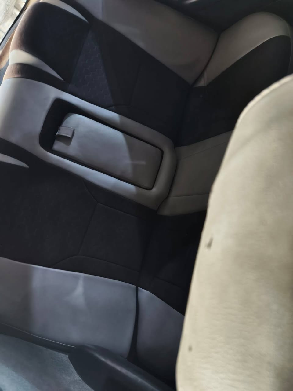 السلام عليكم موديل 93 مكلفة كفاله عامه تخم تاير مكينه ونجي السعر 54وبيهه مجال للتواصل *********** مكلف بل نشر
