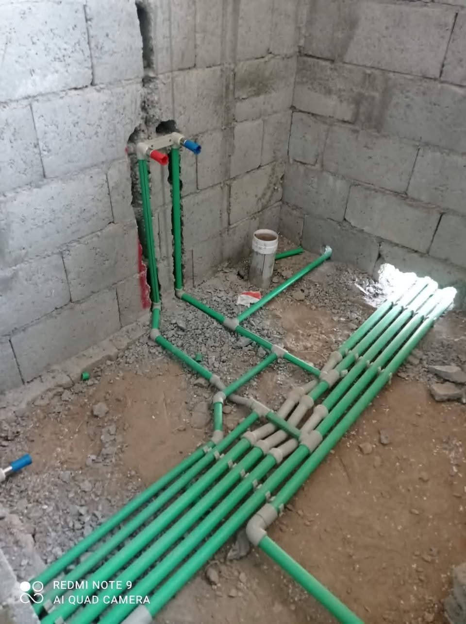 تاسيس/ ماء /مجاري / تركيب مغسل /تركيب حمام /تركيب تواليت غربي شرقي /تركيب خلاطات كافة  انواعها
استفسار  خابر وتدلل ***********
