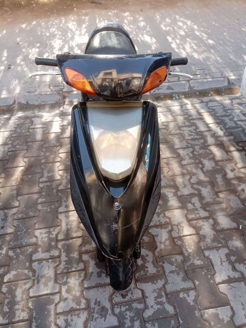 السلام عليكم للبيع دراجه بريز نوزل الدراجه كفاله عامه مكينه برغي مناقصه بلاديه تأخذه من الباب كله كامله كهربائيات كله شغاله أوراق كاملة مكاني بغداد العطيفيه 550 وبيه مجال للشراي هذه رقمي *********** اتصال فقط
