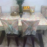 ميز طعام