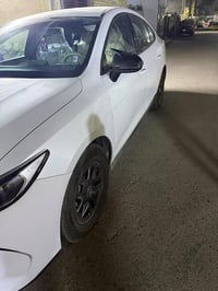 بيوادي موديل ٢٥ بيها صبغ باب السايق فقط ماشية ٨٠٠٠ بيع سريع السعر ١٥ و...