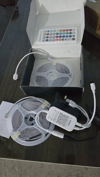 نشرة • قطعتين • ١٠