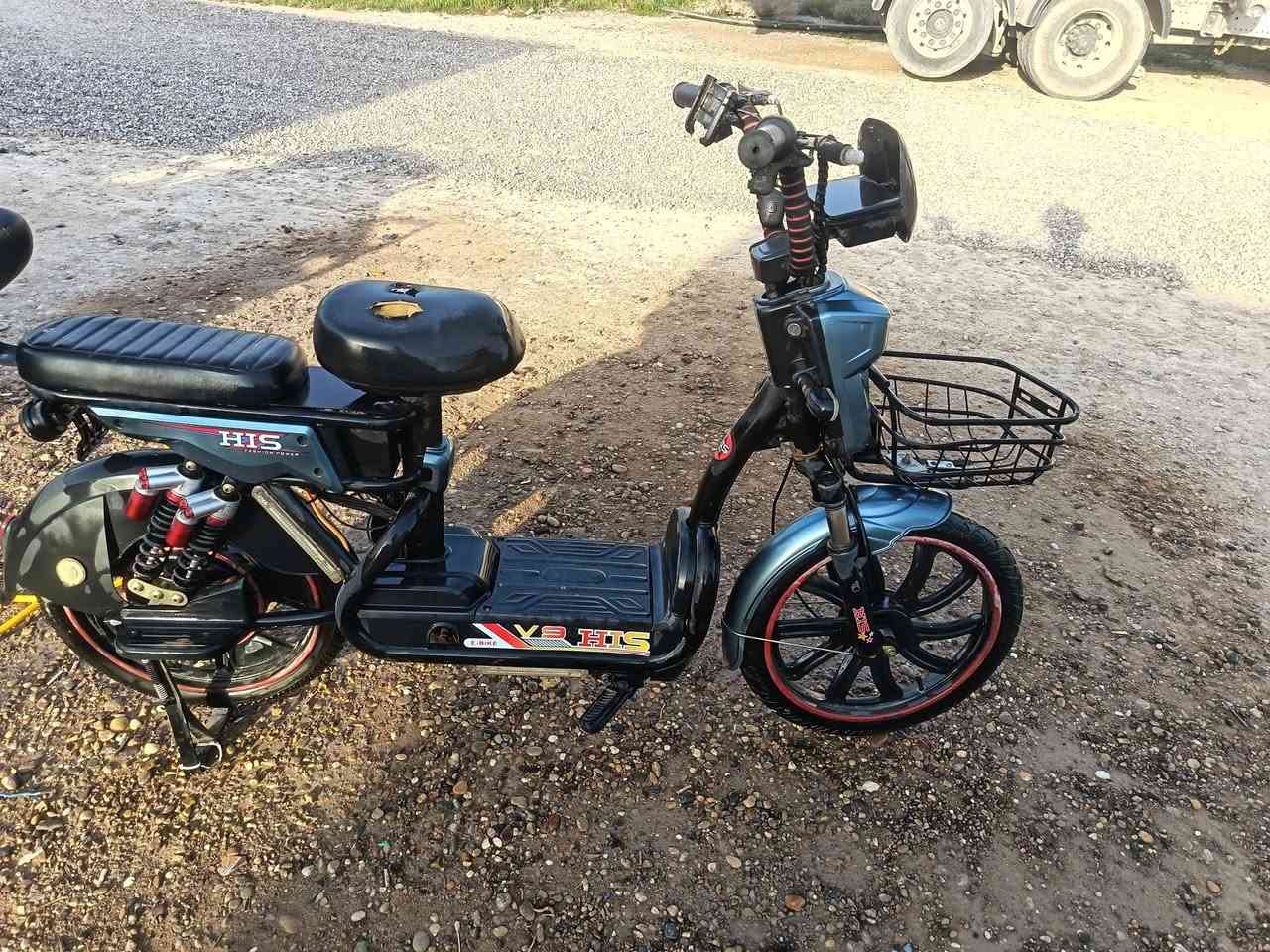 سلام عليكم شباب دراجه شحن للبيع صار شهرين من شتريتها بعدها جديده سعر خاص


**إذا كنت صاحب هذا الإعلان وتريد حذفه لأي سبب، رجاءا أرسل رسالة إلى الدعم الفني**