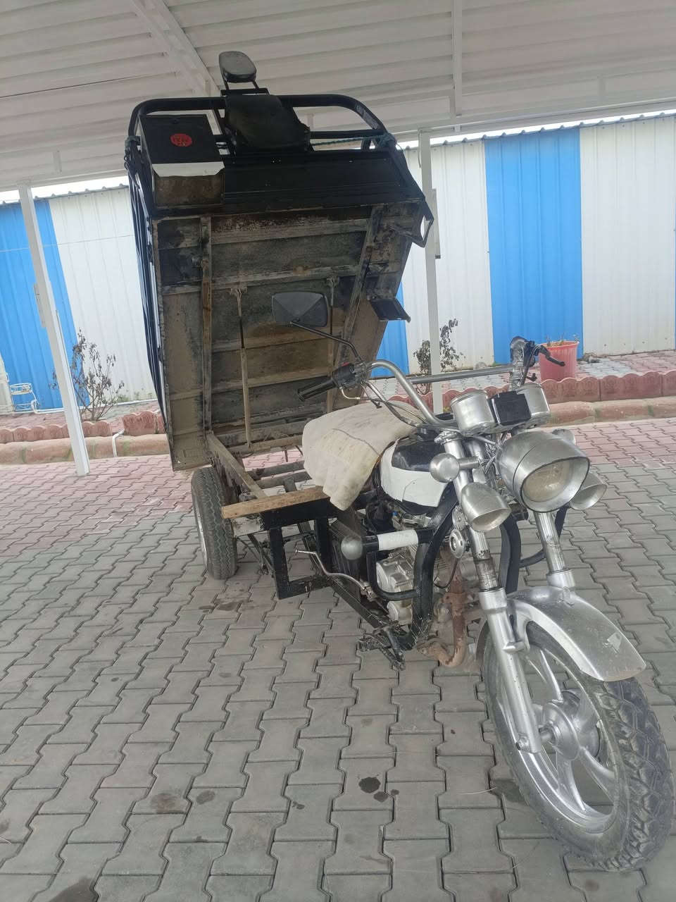 السلام عليكم ستوته نثيه موديل 16محرك 23مامفتوح ابلايته موجوده تيرات جديد ستوته جاهزه مال شغل السعر 900وبيه مجال 
‏‪***********‬‏مكاني كركوك
