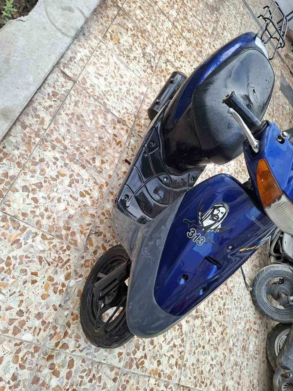 السلام عليكم دراجة ساسوكي مصطرة للبيع السعر 200وبية مجال بصيط مكان الحرية رقمي ***********
