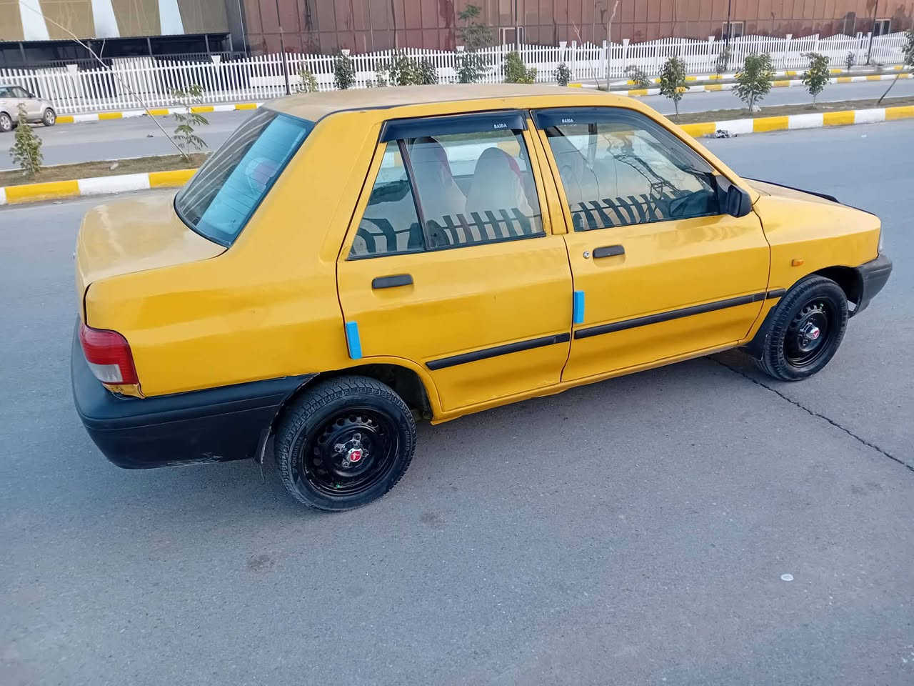 السلام عليكم  
سايبه 2015مكينه وكير وحداديه كفاله سنويه ل28مصفره هئيه وغرامات تحويل يمته مايعجبك لسعر 26وبيه مجال سياره جاهزه مكفوله كصه وكلبه وعيب شرعي المكان الناصريه الفضليه لتصال‏‪***********‬‏
