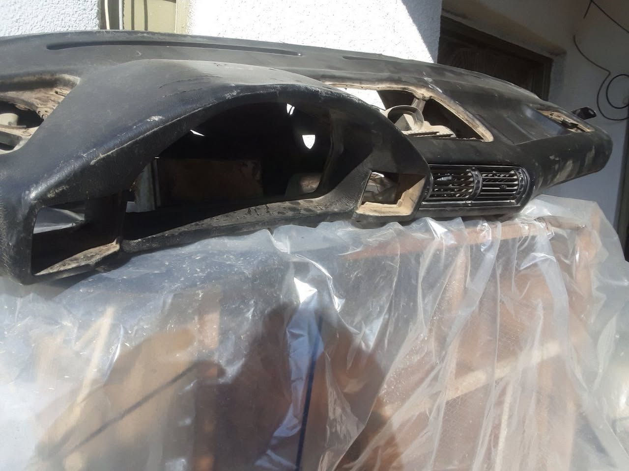 طاب اكسلات امامي كاملات مع الدبلات والوي والقواعد والفلنجات جاهزات جيب وشد شتريتهن شديتهن سبوع وفصخت السياره وضلن مشمورات  +تانكي بانزين+ وجام مال السایق صالنصھ  +دکشن والکعکات دعامیھ امامیھ  دشبول وفرس کامل عقول  حلل عربانھ خلفیھ کاملھ مع الاکسل واخذ بل يرضيك
مکانی بیجی 
***********
