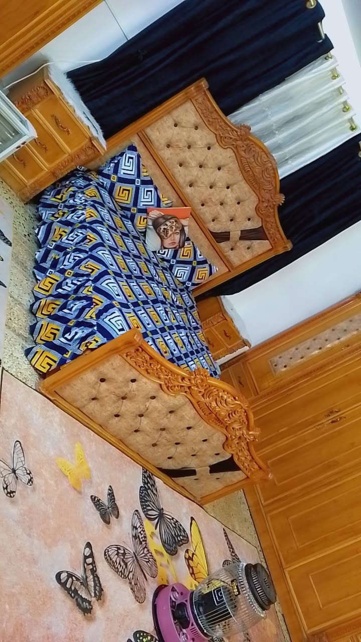 غرفة نوم صاج داخل وخارج تفصال موديل كرن الغزال مسويهة ب 3 اريدهة بمليون و 900 بعدها ممصبوغة ولا مشدودات النقشات


**إذا كنت صاحب هذا الإعلان وتريد حذفه لأي سبب، رجاءا أرسل رسالة إلى الدعم الفني**