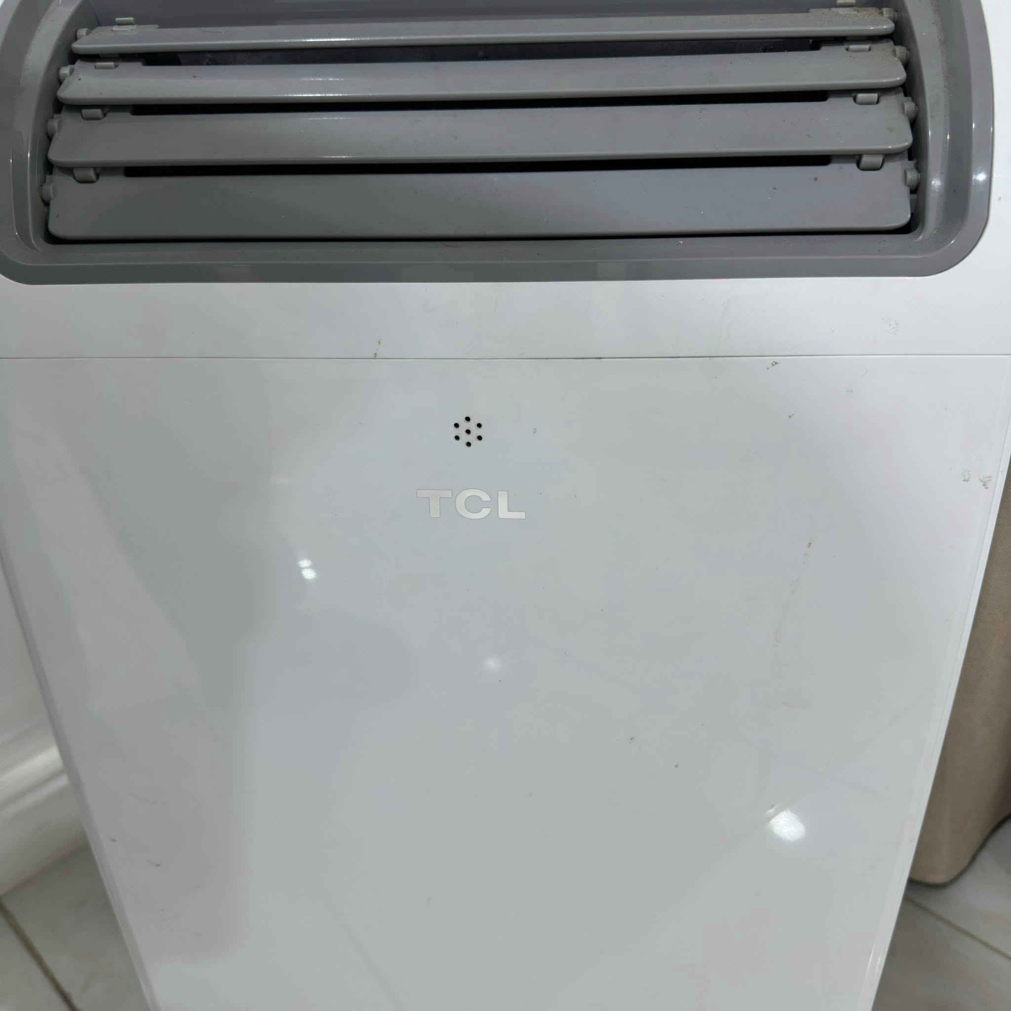 السلام عليكم شباب هاي الغراض للبيع سبلت طن يشتغل على المولد TCL ممشتغل فقط موسم واحد وتدفئة وتبريد سعره 250 وبي مجال الغسالة نظيفة كلش سعرها 75 وبيها مجال والطباخ المنضدي سعره 20 قفل والله مابي مجال ***********
