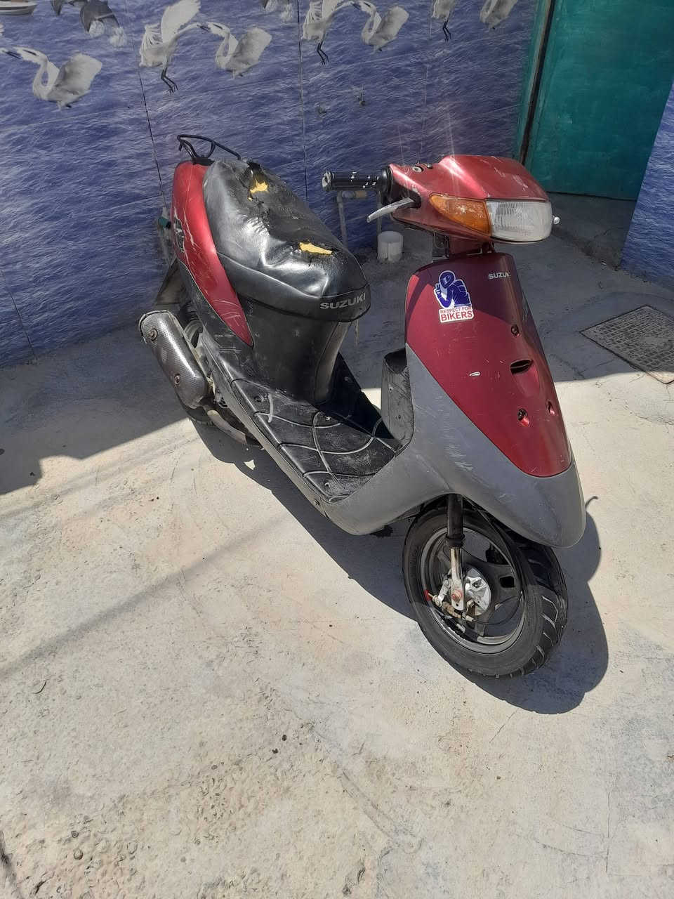سلام عليكم دراجه نضيفة للبيع كلشي مابيهه جانت قبل يومين طفت عندي ولهندر صار قوي ما يدوس ابيع كوم حديد ب80 وبيهه مجال مكاني بعداد ***********
