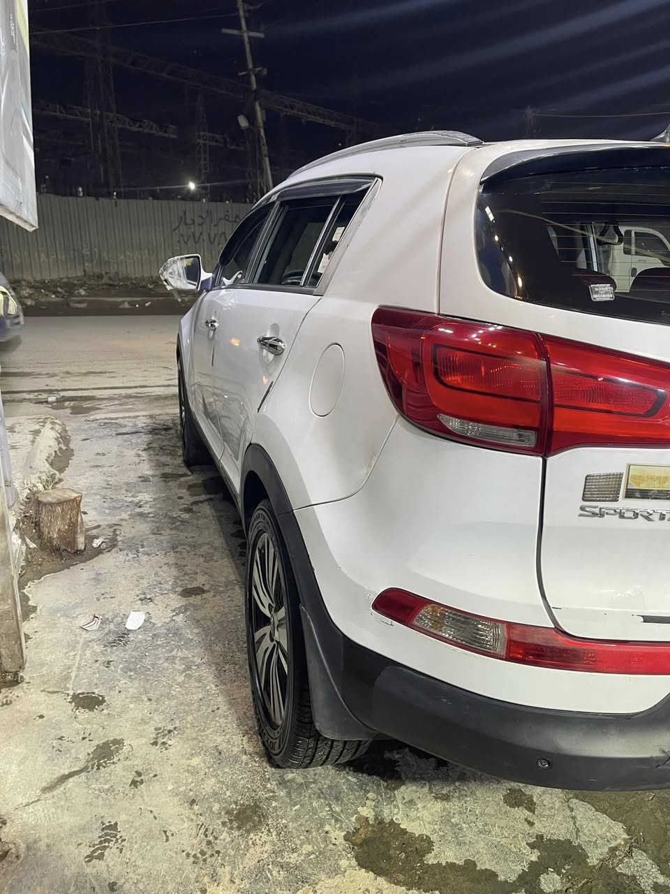 السلام عليكم 

  سبورتج خليجي 2015 
برغي نقص مابيهه مصبوغه عام لا كص ولا شاصي ولا لغد نهائين فقط صبغ مكينه كير ماملعوب بيهن سياره جاهزه 
 
السعر 136  بسمي  تحويل ثاني يوم وبيهه مجال مكان البلديات 

***********
***********
