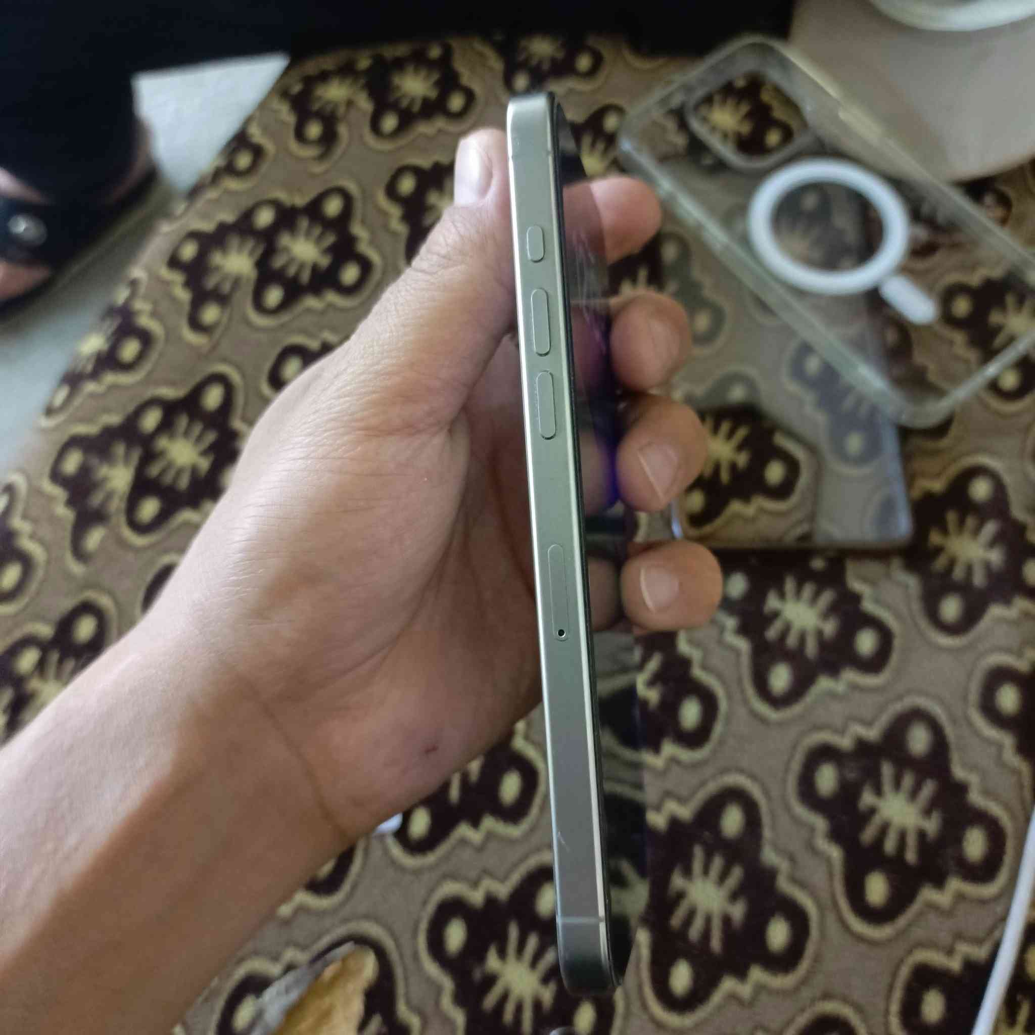 ايفون 15 برو ماكس  بطارية 97 مثل ماموضح بالصورة 
شرق اوسط 
تجي تجيك وتاخذ 
سعره 1٫650 ألف 
مليون و650


**إذا كنت صاحب هذا الإعلان وتريد حذفه لأي سبب، رجاءا أرسل رسالة إلى الدعم الفني**