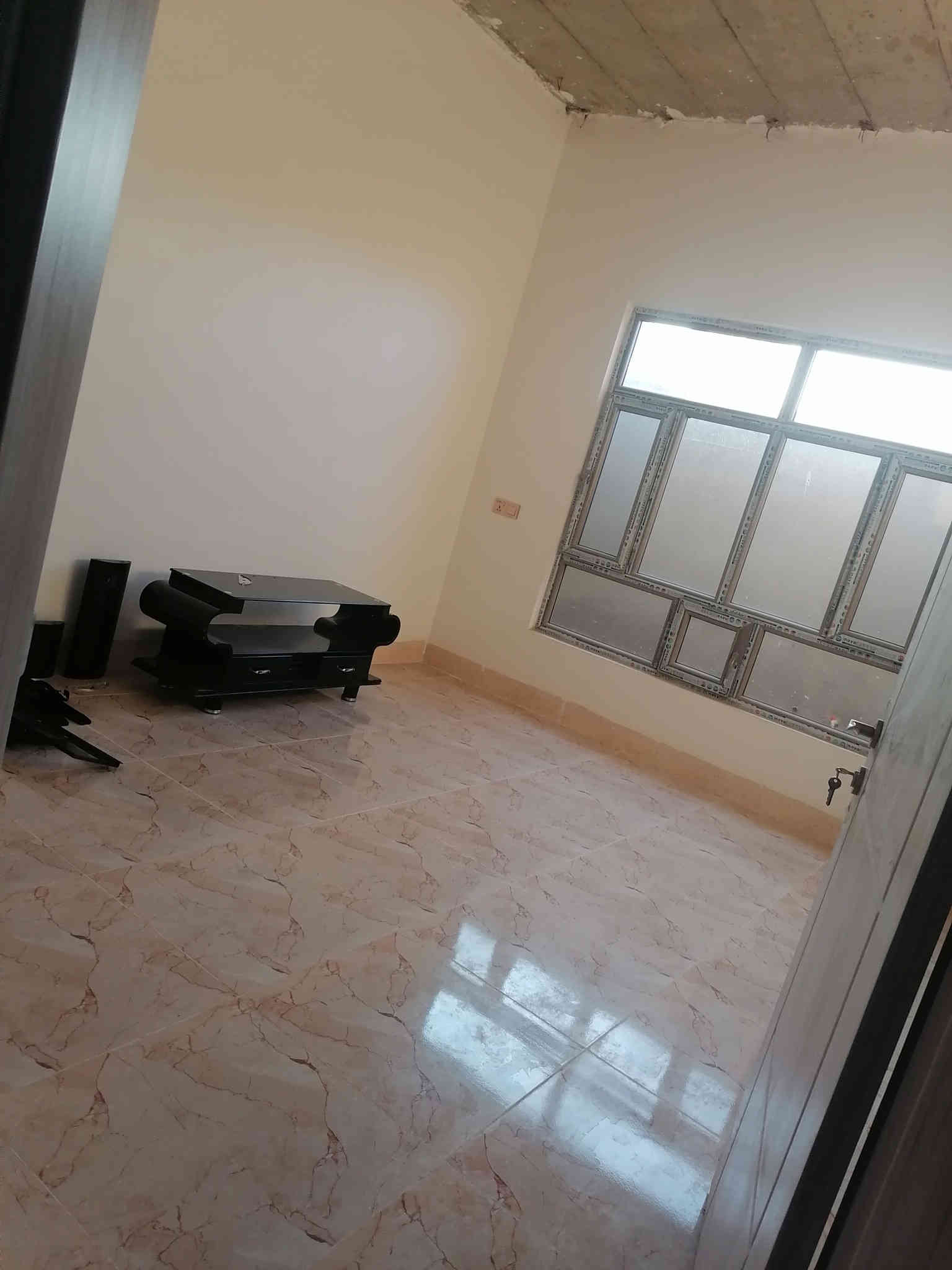 دار للبيع
حي التحرير ( خلف جامع المستغفرين )
طابق واحد
ملك صرف ( جمعية الماء )
مساحة 158
واجهة 8
السعر 130
غرفتين نوم
غرفه استقبال
مطبخ
صحيات
منور على طول البيت
سطح امامي وسطح خلفي

راسلني ماسنجر وتدلل
او واتساب ***********
