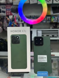📱 Honor X7c – للبيع 🔋 بطارية 100% جديدة 💾 ذاكرة داخلية 256GB ✨ الجهاز ...
