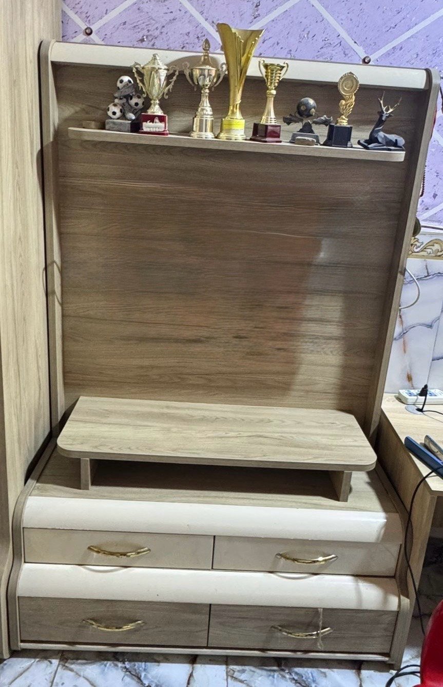 الغراض للبيع
للاستفسار ***********
العنوان البصره التنومه شارع 49 