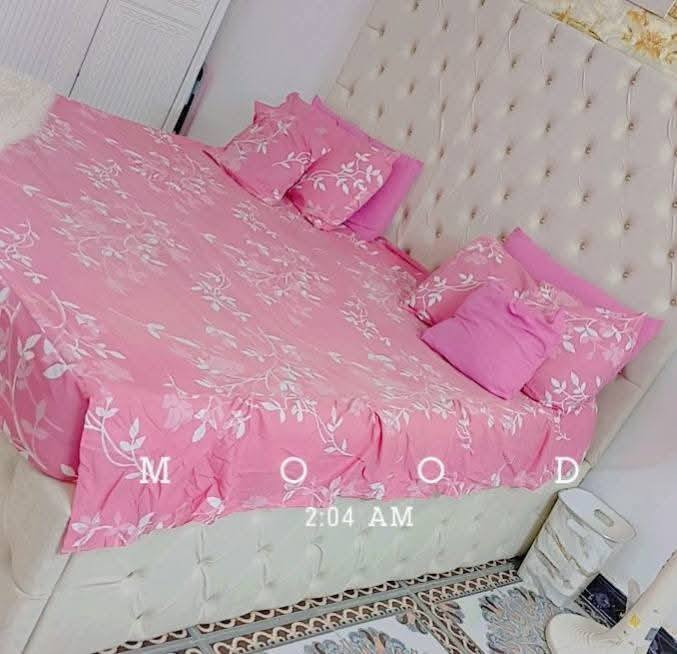 جرباية +ميز مرايا جدد نظيفات اي ظرر مابيهن 💖
جرباية تريدها وي التختة تريد وحدها عادي
بس التختة سويتها ب130خشب بلوك الاصلي مو عادية 
#رجائا فقط الشراي


**إذا كنت صاحب هذا الإعلان وتريد حذفه لأي سبب، رجاءا أرسل رسالة إلى الدعم الفني**