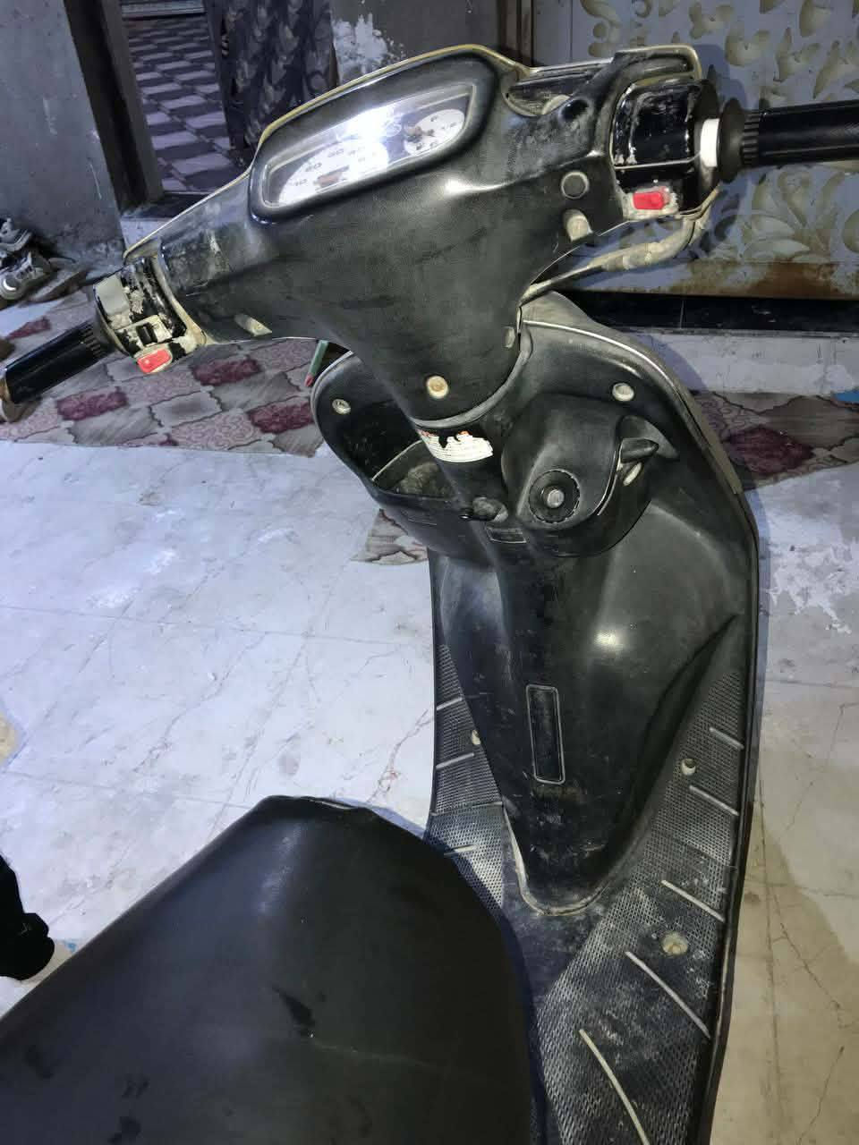 السلام عليكم اخوان دراجة منغولي مامفتوحة حاوية كلة شغال بلادي كهربائيات سلف السعر 750وبيها مجال للتواصل *********** واني بخدمة الشراي.
