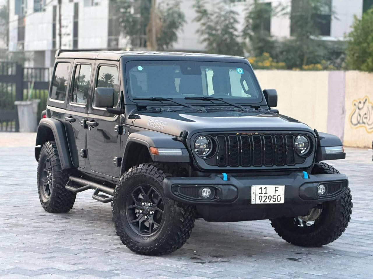 جيب رانكلر ويليس فول مواصفات موديل 2024ماشية 13الف سيارة جديدة بدون اي نقص بيها صبغ جاملغ خلفي  حادثها رايدها ٢٨٨٠٠ $ مكاني حي القاهرة للاستفسار *********** بغداد, العراق
