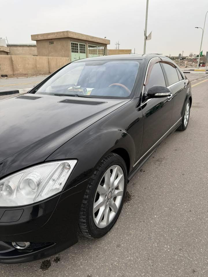 السلام عليكم 

مرسيدس اس 550 
موديل 2010
ماشيه  99 الف كيلو 
وارد يابان 
مكفوله ضربه و كص وانتربول 
السعر 100 ورقه 
العنوان البصره 
***********
