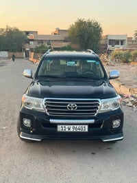 لاندكروز فطيم 8v مكفوله كفاله عامه عده البارد مكانها بغداد الحسينيه نا...