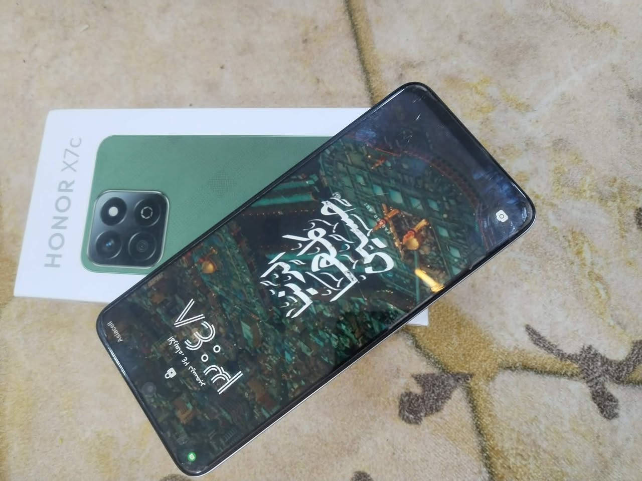 السلام عليكم جهاز للبيع   HONOR x7c
جهاز جديد بعده بكارتونته البطاريةmAh6000 الذاكرة256 لون ابيض مرمري 
نظافة الجهاز٪100
للأستفسار رقم ***********
