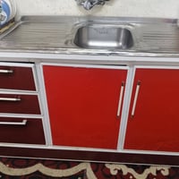 عندي كاونيتر للبيع السعر 150وبي مجال الرقم 07736841837