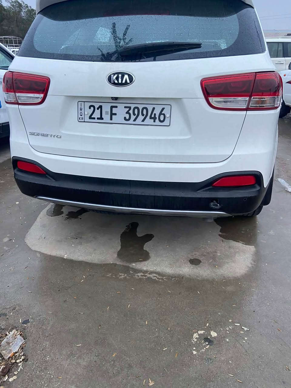 كيا سورينتو موديل ٢٠١٥   سونه رم داناوه كيرو مه كينه  به شه رت سه نه وى تازه يه به ناوى خومه وه يه  فول مواصفات  به س پانونراما نييه  خليجييه  يه ك به له ى بوياخه بى ناو گرتن نرخى ١٨٣ معامه له ژم *********** شربازهير, السليمانية
