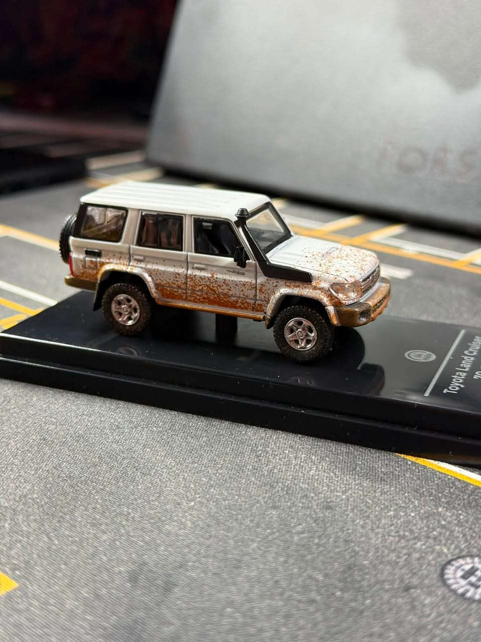 من أنتاجات شركة PARA 
تويوتا شاص .
Scale 1:64 

سعر ٣٠ الف ✅

#شاص #camle #masdi #PARA64 #diecast #diecasterindonesia #مصغرات


**إذا كنت صاحب هذا الإعلان وتريد حذفه لأي سبب، رجاءا أرسل رسالة إلى الدعم الفني**