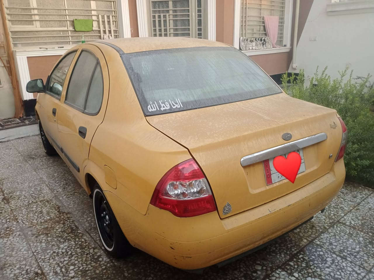 السلام عليكم طيبه ٢٠١٥ السياره جاهزه تخم تاير ابو الخط جديد تخم ويل جديد اسبير ابو الخط هم جديد مكينه ناعمه كير جديد ترايك شرط ل 180 وال سياره اشتريتها والي اشتريتها منه قفل جهازه سنويه ٢٠٢٧ شهر ٨ ابيعها على وضعها مامطلوبه لراعيها الف مكاني بغدادد
*********** 
السعر 26 وبيها مجال
