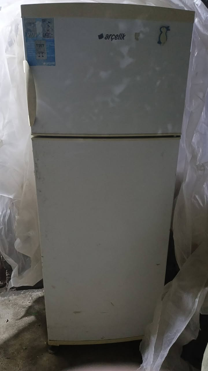 كل وحده وسعرها
‏‪***********‬‏
