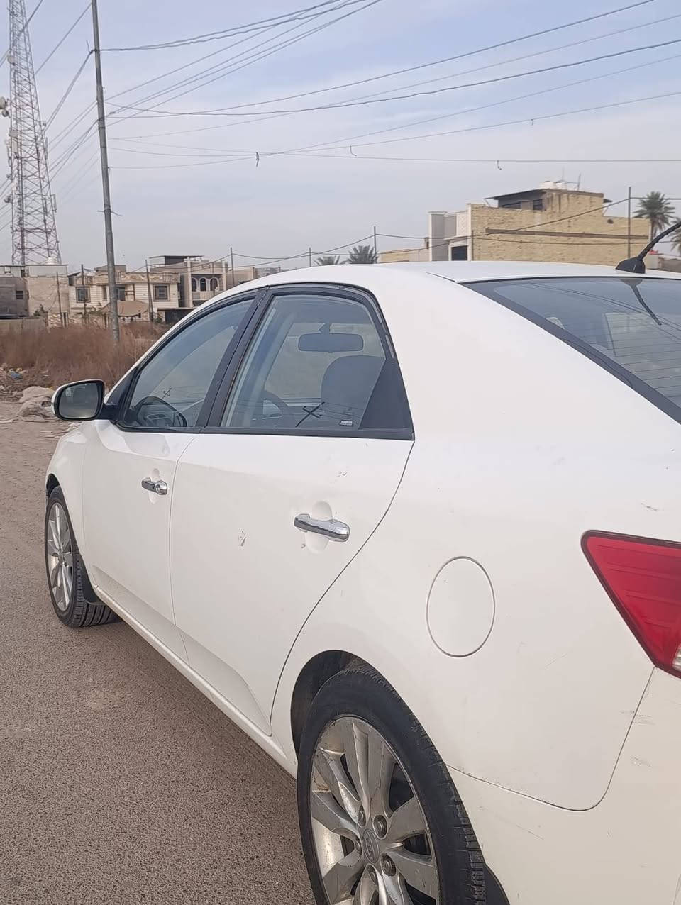 اسلام عليكم كيا سيراتو للبيع

السيارة باسمي تحويل ثاني يوم

موديل 13 فول 1 /1 فتحة تحكم استيرن شفتات بصمة

اشاير بل مري ويل كب اصلي مري شفط

مكفولة كفالة عامة السيارة

كير محرك مكفولات تبريد تدفاء شغال

مسويلة ادامة عامة كلة جديد

السعر 118 بية مجال عنوان بغداد الدورة

***********
ملاحضة السيارة بيع او مرواس حسب القناعة
