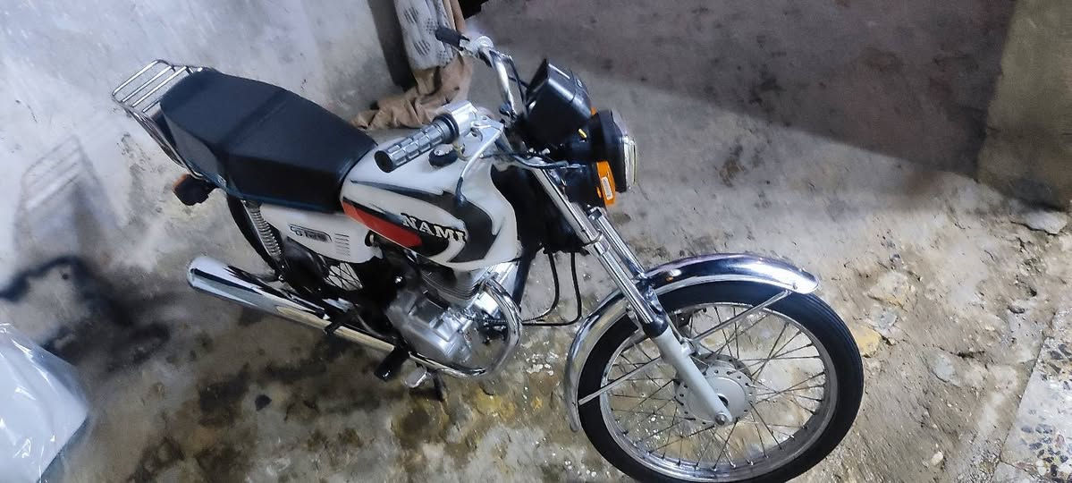 نامه اصلي شلامجه للببع دراجه شغاله بدون اوراق مكينه مفتوحه مكان المجر الكبير سعر 550 وبيهه مجال قليل للستفسار *********** واتساب موجود
