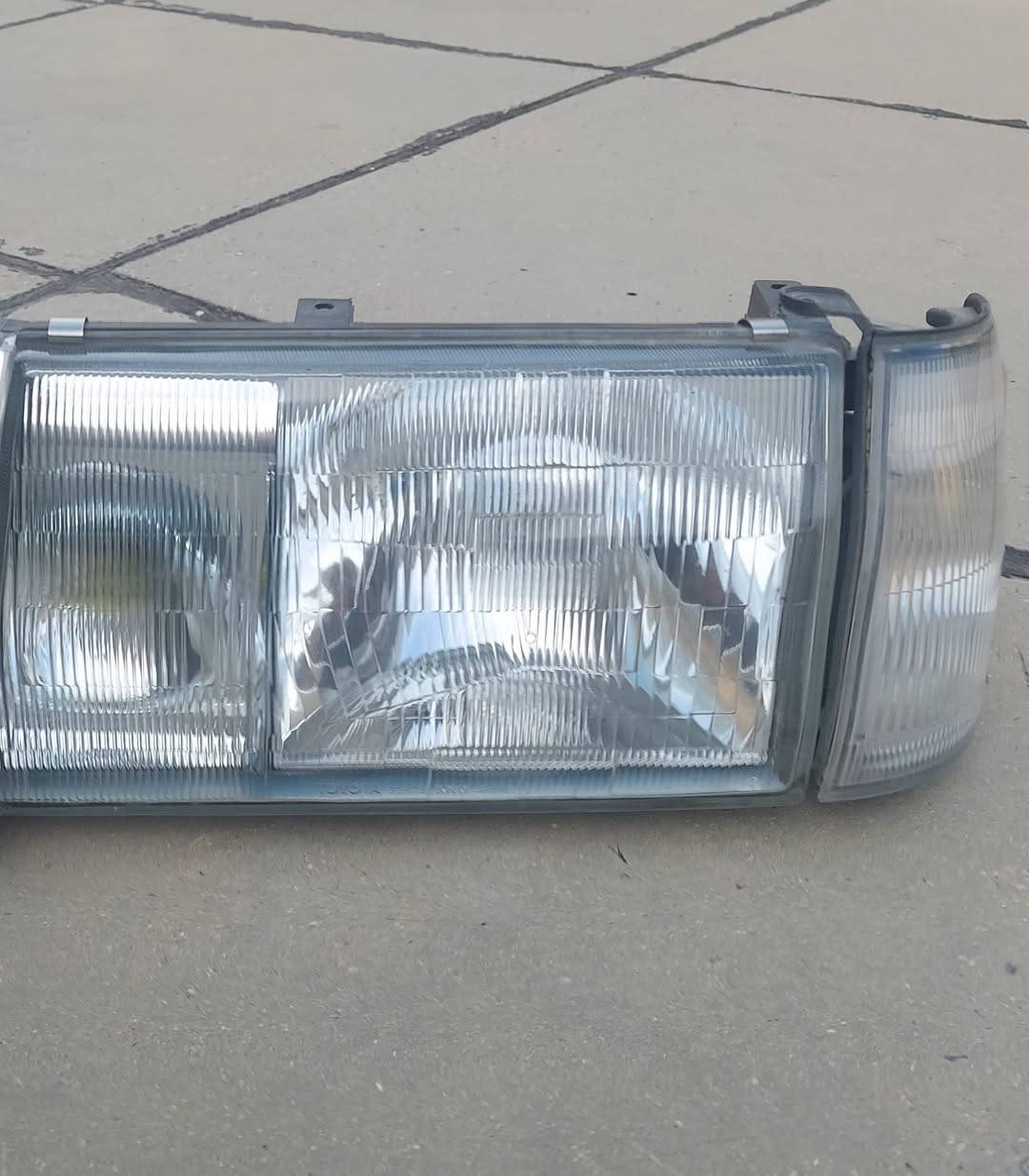 مازدات وسكنات وشباك أرنب اصلي حاوية للبيع
***********    ***********    .
