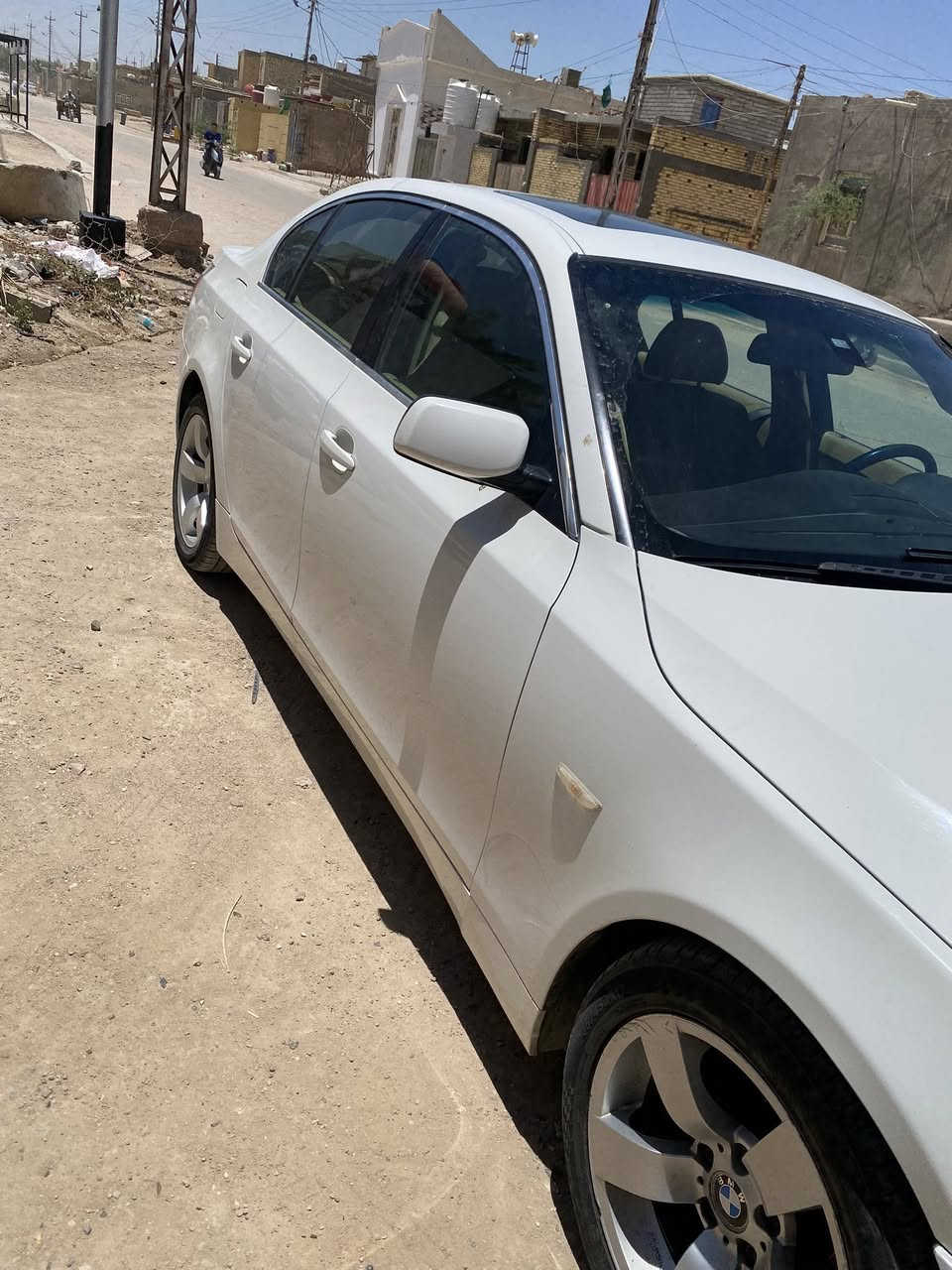 ادوات BMW  ميماتي مديل 2008 خليجي وكالة الغانم گص صبغ وضربه ماعده الدعاميه متومه  طبق الاصل 
.. 
كفاله گير مكينه حداديه تبريد
• المواصفات
_ فتحه بالسقف / تنته
_ داخلي بيج خليجي تدفئه تبريد بالكشنات
_ برده خلفيه
_ لايت دوار 
_ نضام صوت ودمام
_ تخم تاير جديد
_ تبريد قطعتين خلفي وامامي
_ عدة اسعاف جديده بالصندوق
_ مع سبير و مثلث  وجك  
_ باتري جديد
_ عبوة + فيت بم جديد 
_ دهن الًيَوُمًِ بدلته وكاله اُصًلًي 
_ وبعد هواي مواصفات
_ مكاني البصرة القرنه
_ بيع او مراوس حسب القناعه 
_ السعر 65 وبيها مجال قليل للشراي كل التفاصيل مذكوره
رقم الهاتف ***********
