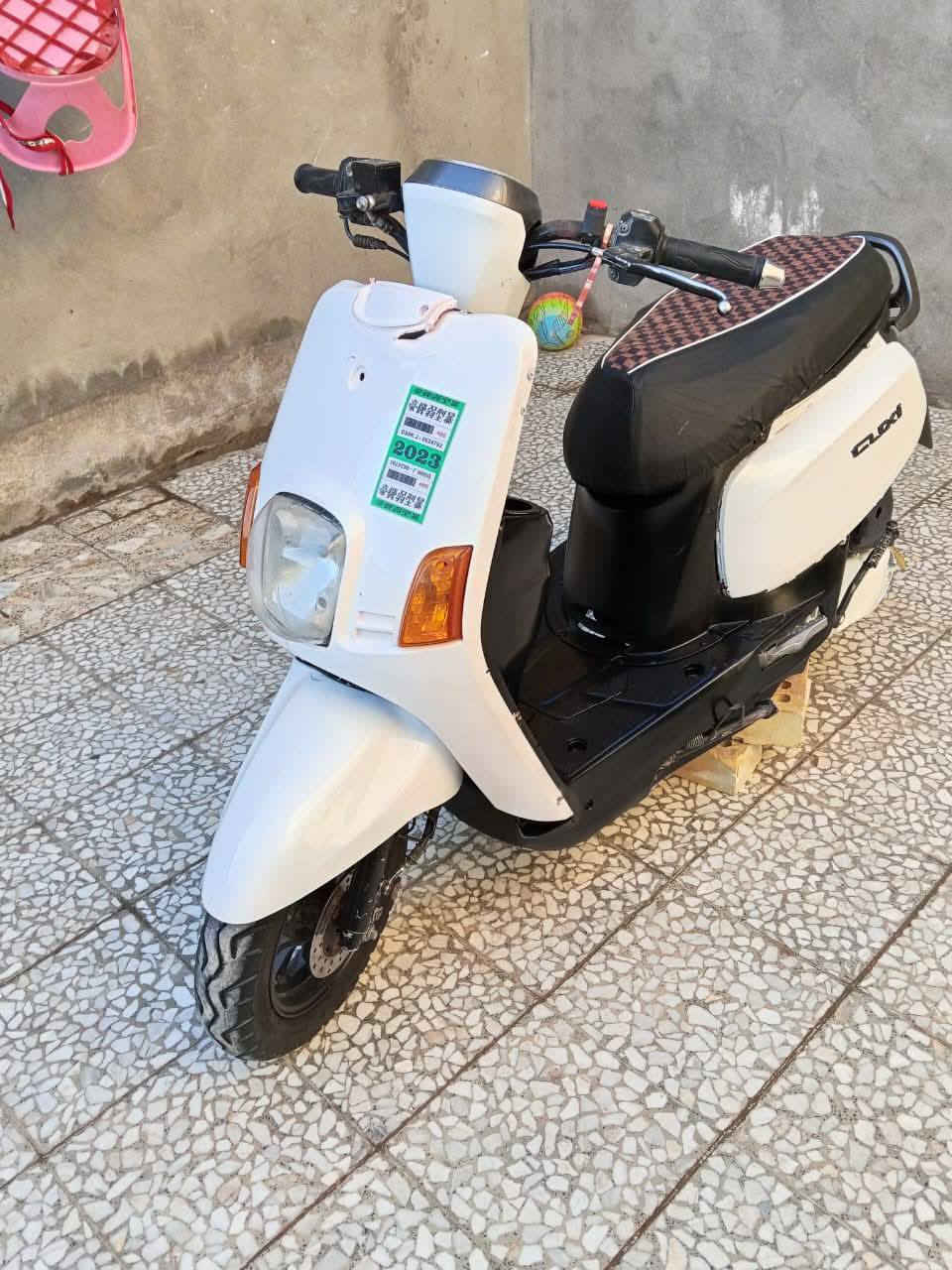 السلام عليكم للبيع دراجه ماكس بوليس مال رانبه محرك ما مفتوح كهربائيات شغاله دراجه حلوه وجديده وجاهزه مال جناي عداد الكتروني صالنصه اف ام رياضي السعر 550 بيها مجال للشراي مكانها النجف رقم التليفون ***********
