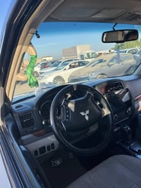 باجيرو • ٢٠٠٨ • فول مواصفات