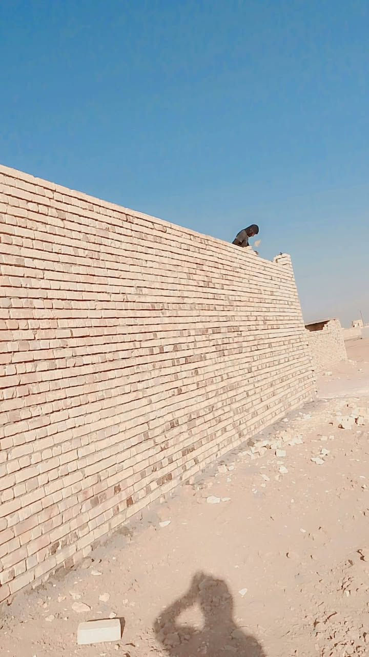 خلفه بناء متفرق ناخذ، عل دبل ومكطوه وبسعار مناسبه متواجد ماسنجر واتساب ***********
