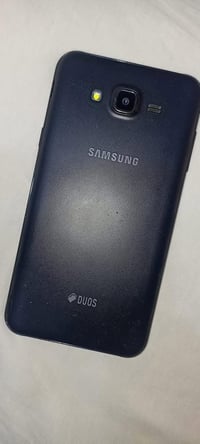 جي سفن كور ذاكرة 16 فقط فيه كسر في الكفر الخلفي كم موضح في الصورة سبب ...